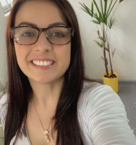 Profa. Michelle Sortil Azambuja Kaiser